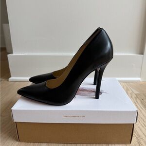 Jessica Simpson "Levila" Pointed Toe Matte Black Pumps